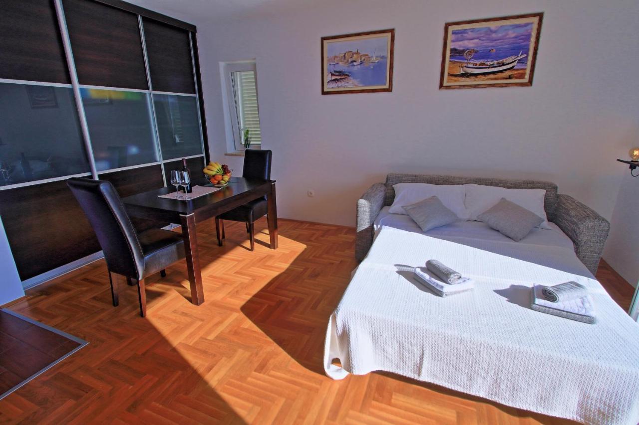 Studio Apartman Luka Senj  Exteriér fotografie