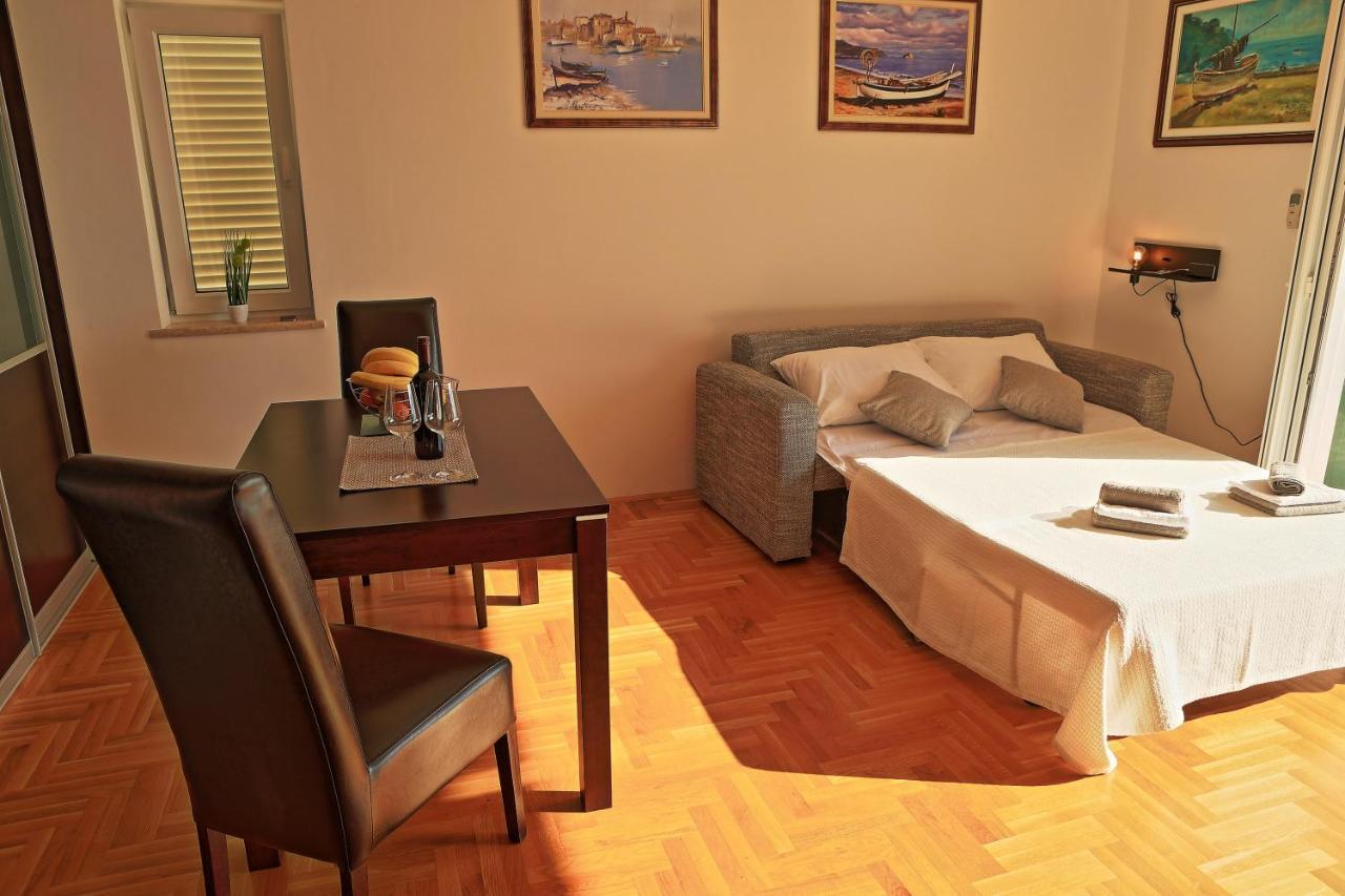 Studio Apartman Luka Senj  Exteriér fotografie